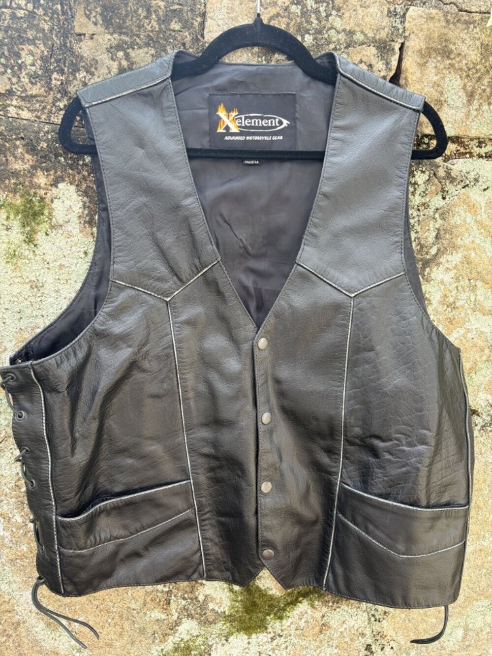 Vintage Xelement Motorcycle Leather Vest Black XL Mayhem Skull Wings Side Laces - Picture 2 of 14